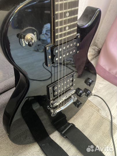 Электро гитара с комбиком