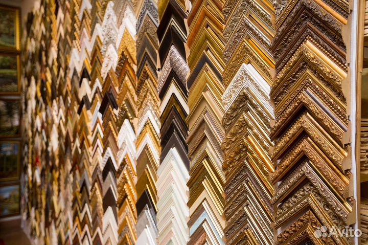 Натяжка холста на подрамник, накат