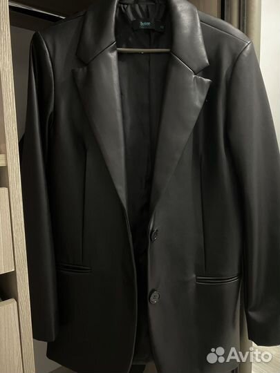 Кожаный пиджак