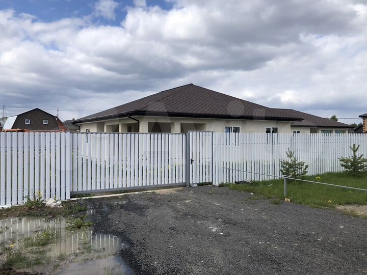 Дом 150 м² на участке 10 сот.