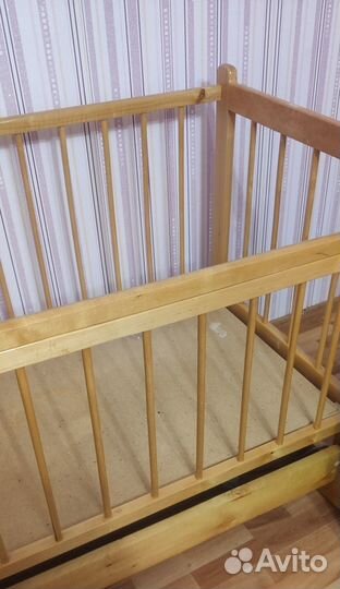 Детская кроватка