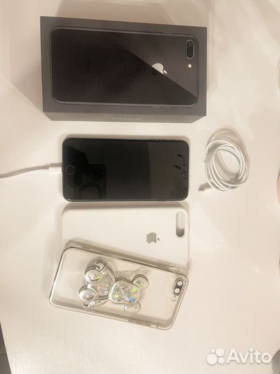 iPhone 8 Plus, 128 ГБ