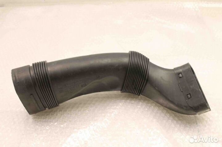 Патрубок воздушного фильтра BMW F07 F10 F11 F0