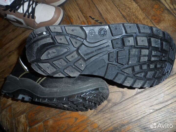 Сапоги ботинки кросовки женские рабочие ботильоны