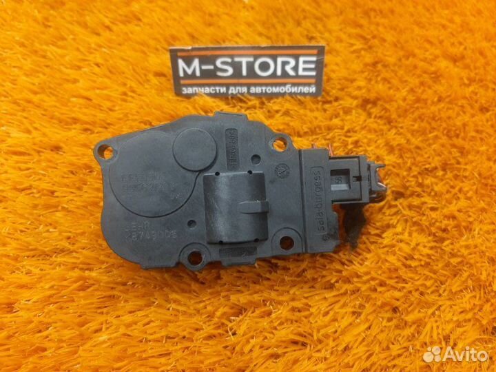 Привод заслонки отопителя Mercedes-Benz E-Class