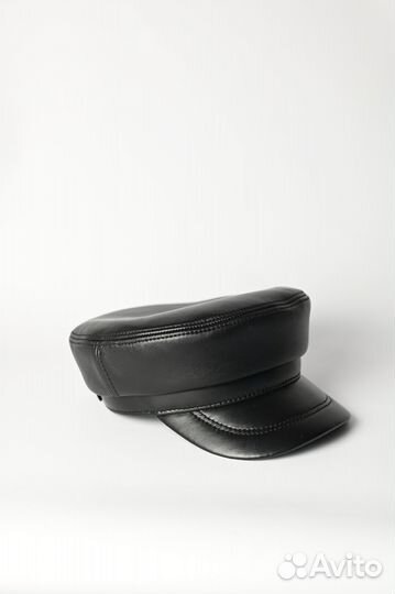 Кепка женская кожаная