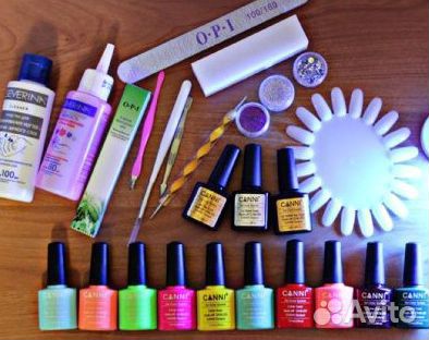 Набор гель-лаков, материалов для маникюра