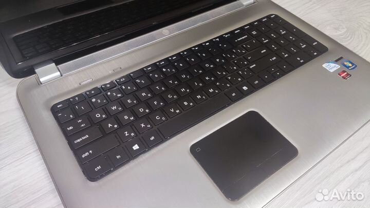 Ноутбук HP 17 дюймов