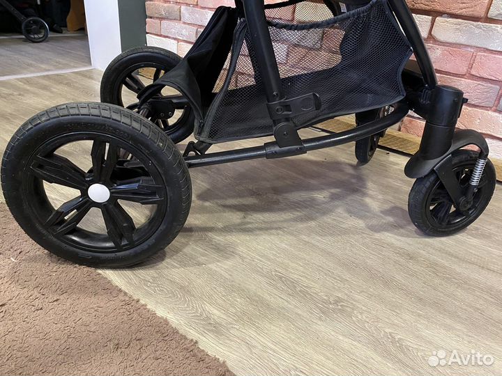 Продам коляску 2 в 1 Babyhit