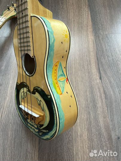 Детская гитара