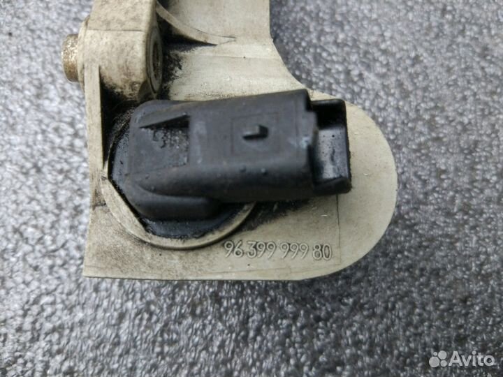 Датчик коленвала Пежо Ситроен АКПП