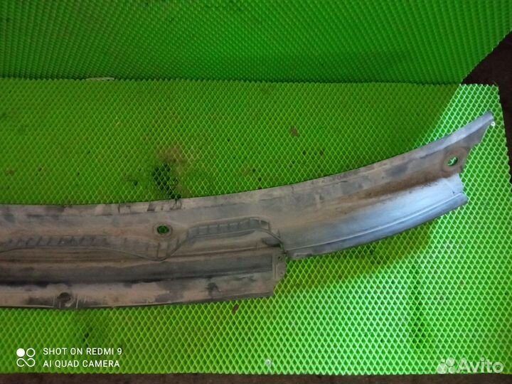 Решётка под лобовое стекло бмв Х3 Е83