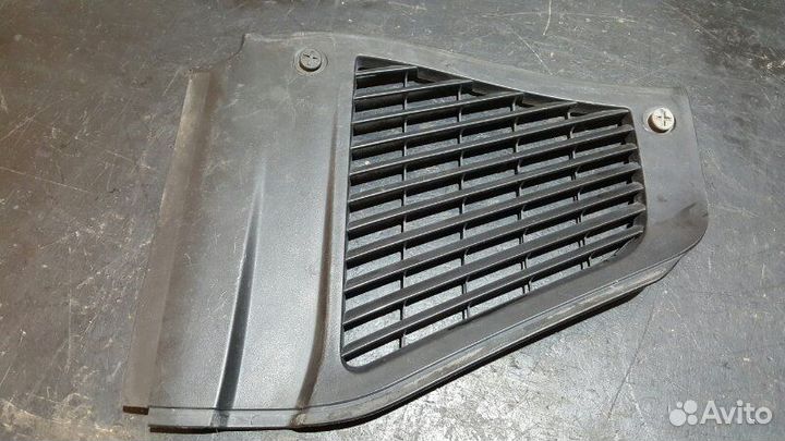 Накладка на жабо Porsche Cayenne 955 М48.50 06