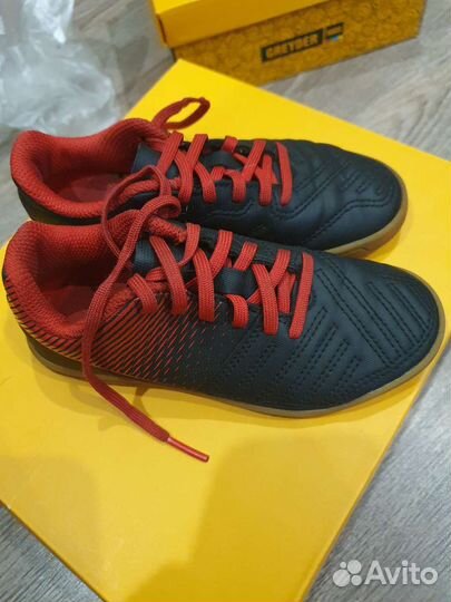 Футбольные кеды