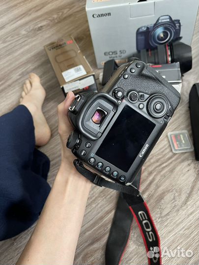 Canon eos 5d mark iv комплект
