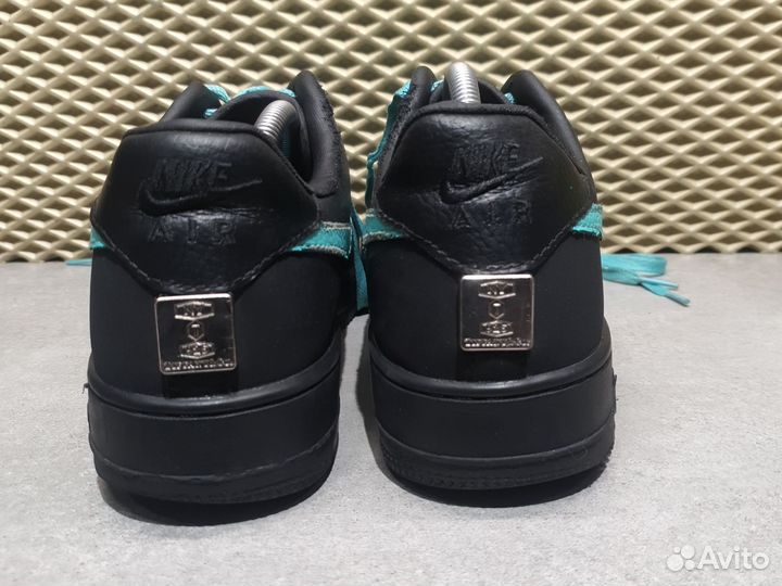 Кроссовки Nike размер 43