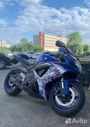Мотоцикл Suzuki GSX-R600