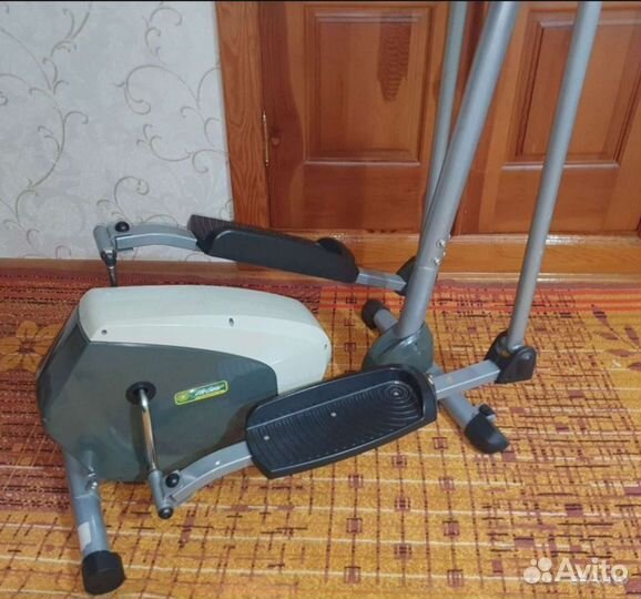 Эллиптический тренажер life gear