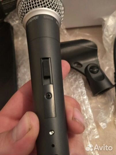Микрофон Shure sm58
