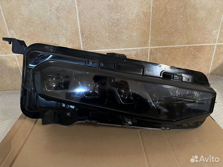 Фара передняя правая оригинал на Zeekr 001