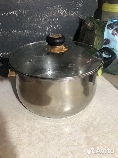 Кастрюля большая