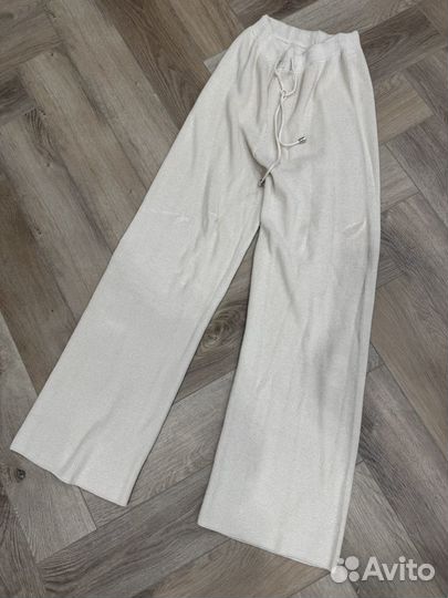 Костюм женский новый 42/46