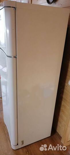 Холодильник бу Indesit