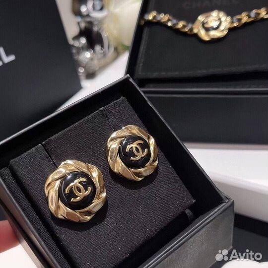 Золотой чокер Chanel