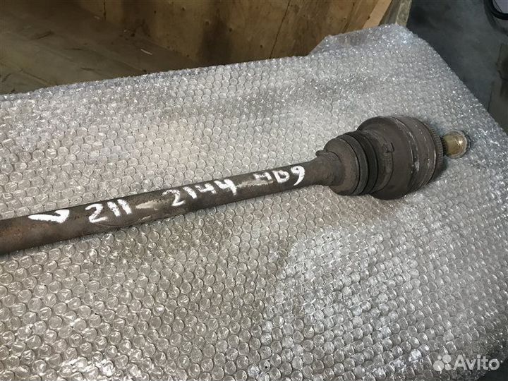 Привод задний Mercedes-Benz E-Class W211 W211