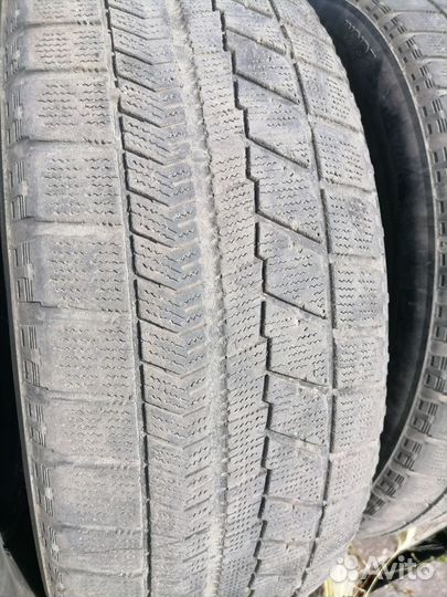 Bridgestone Blizzak VRX 225/60 R18