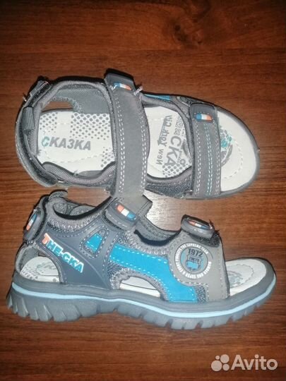 Сандали новые