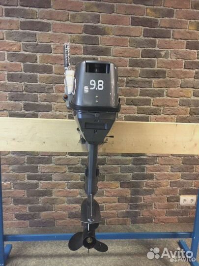 Лодочный мотор Mikatsu M9.8FHS витринный