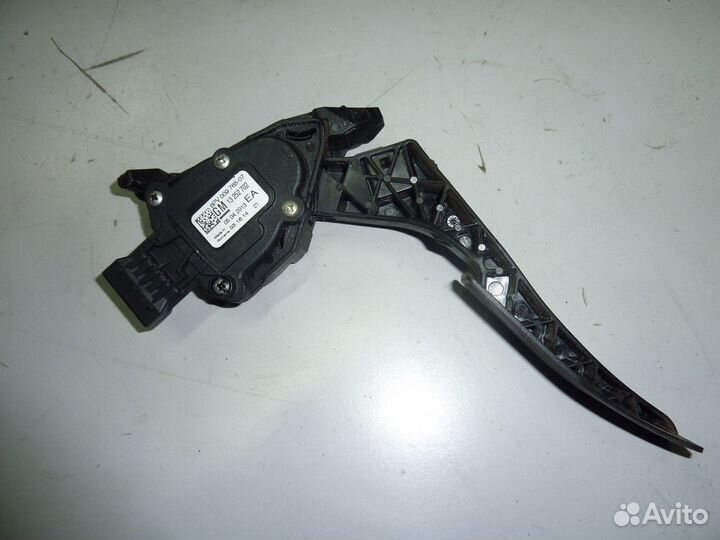 Opel Astra J педать газа 13252702 6pv00976507