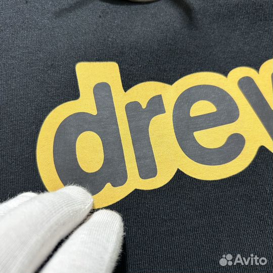 Футболка Drew