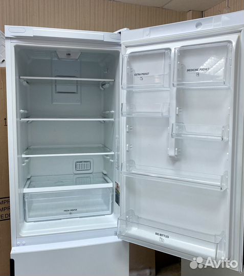 Холодильник Hotpoint Ariston 185см (No Frost)