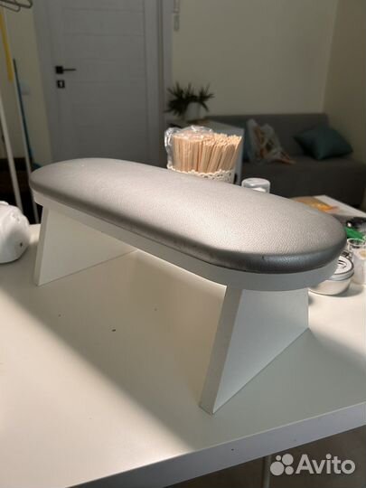 Подставка доя маникюра