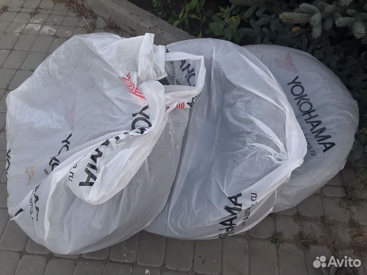 Bridgestone Dueler A/T 275/65 R17