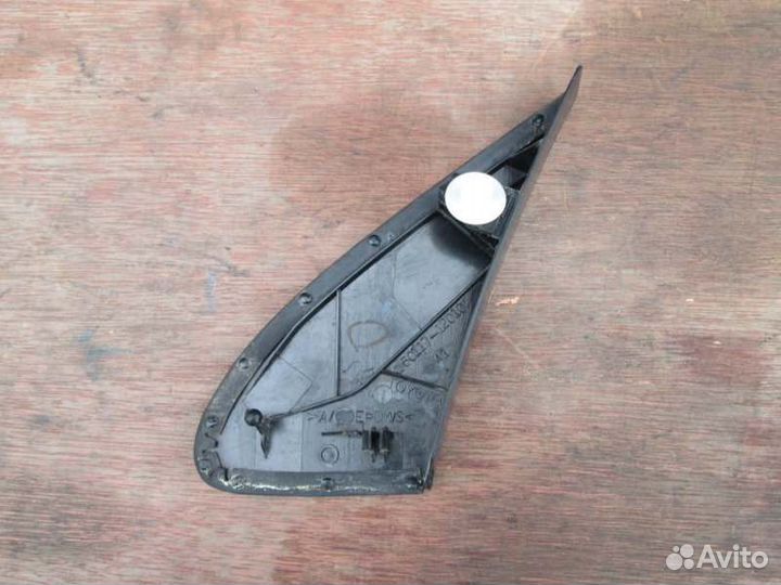 Уголок крыла правый Toyota Allex ZZE123 2ZZ-GE