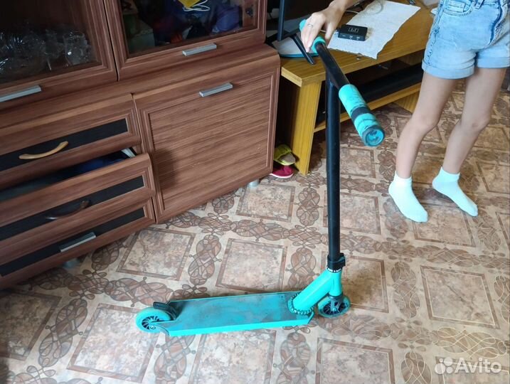 Трюковой самокат hipe 12