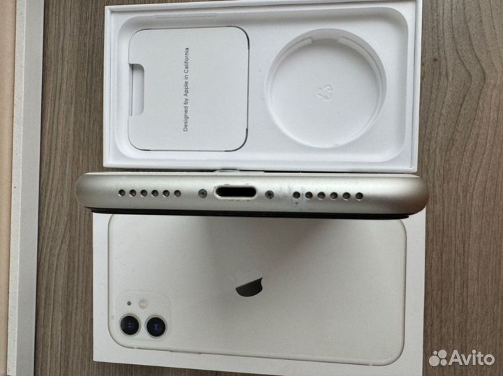 iPhone 11, 128 ГБ