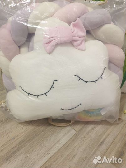 Бортик коса в кроватку