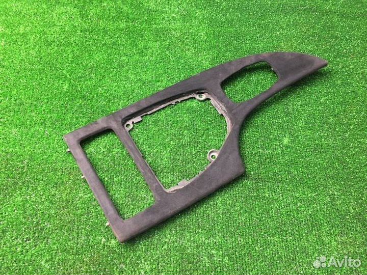 Декоративная накладка Bmw E61