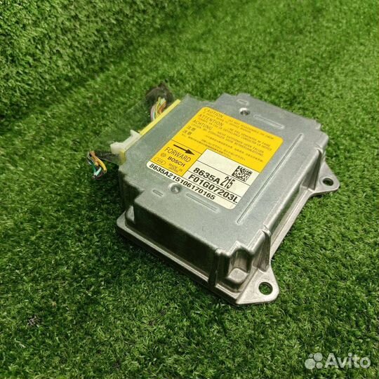 Блок управления подушками безопасности Mitsubishi