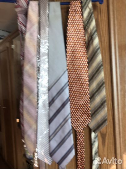 Мужской галстук