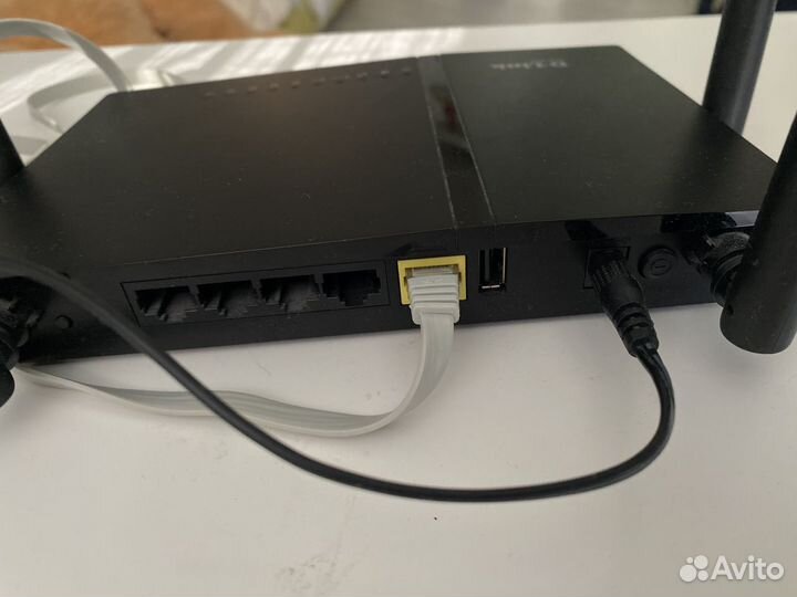 Wifi роутер D-Link DIR-825