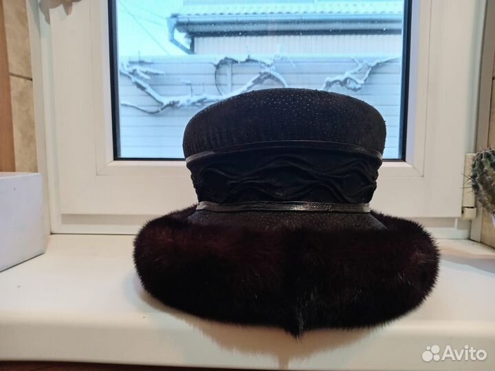 Шляпа женская с мехом