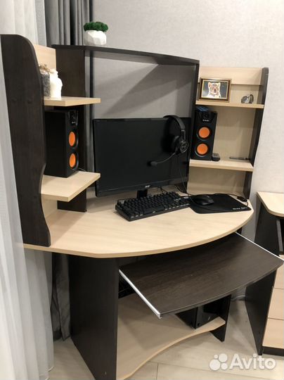 Компьютерный стол + тумба