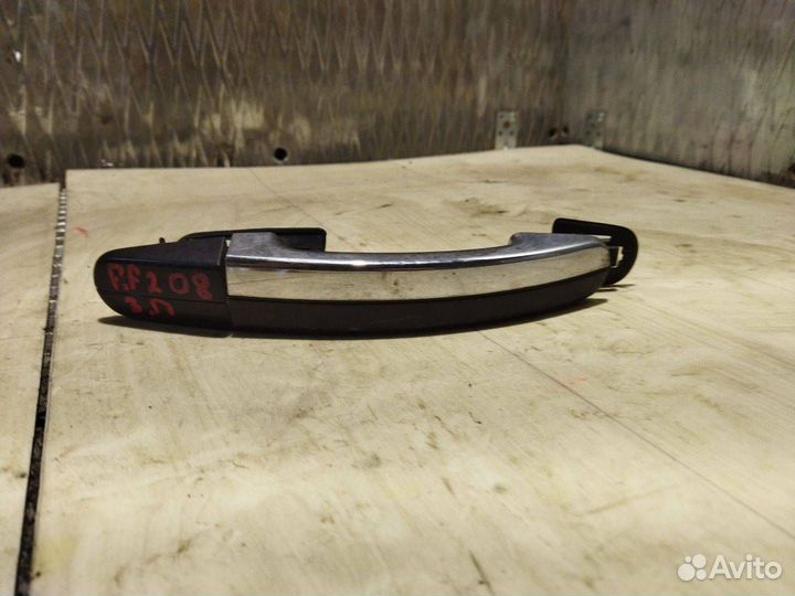 Ручка наружная двери задней правой Ford Focus 2