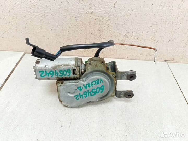 Моторчик стеклоочистителя задний