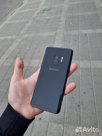 Samsung S9 4/64gb